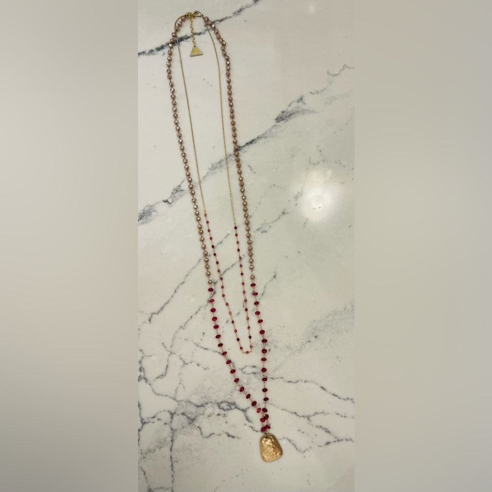 Eliana Necklace 
Style # 53650859
Color: RED
Size One Size
Qty 1